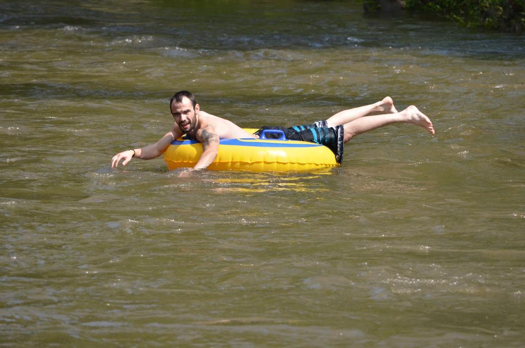 פיג'ן פורג' Creekstone Inn מראה חיצוני תמונה