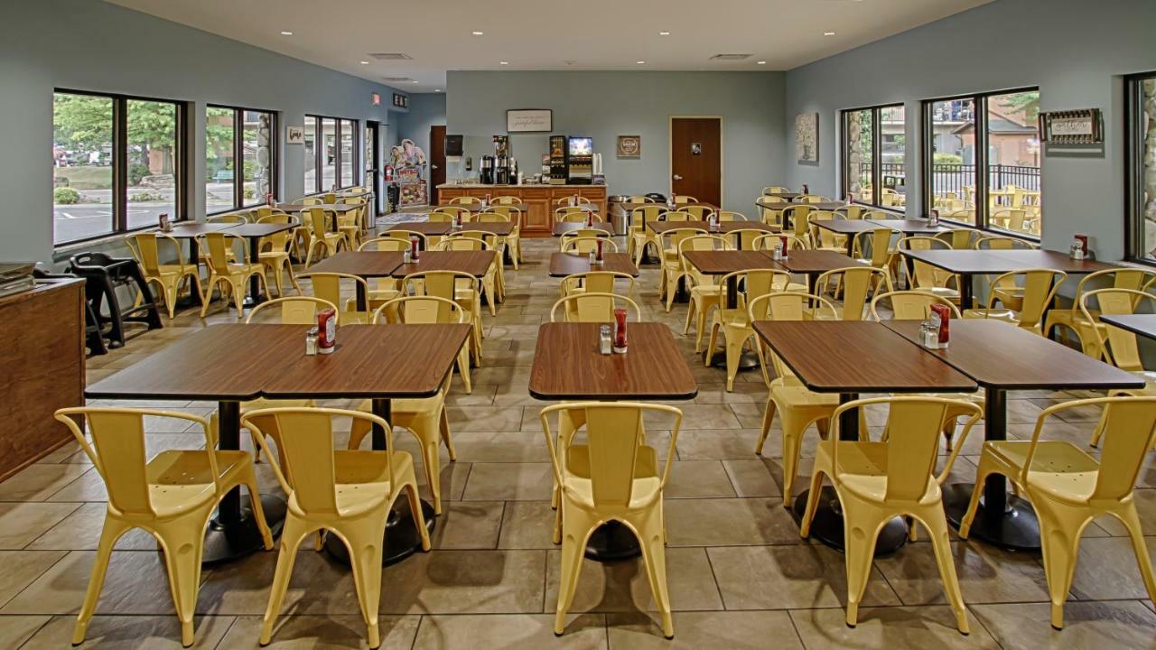 פיג'ן פורג' Creekstone Inn מראה חיצוני תמונה