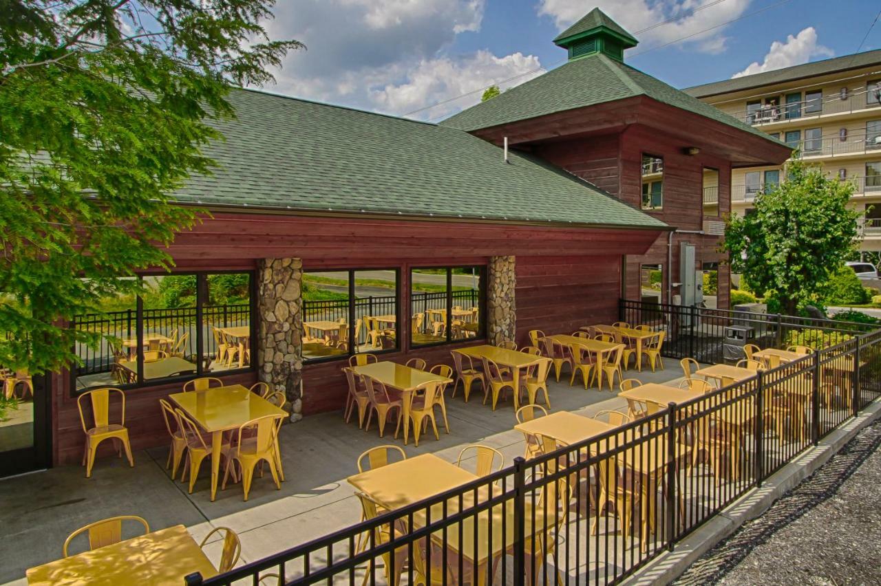 פיג'ן פורג' Creekstone Inn מראה חיצוני תמונה